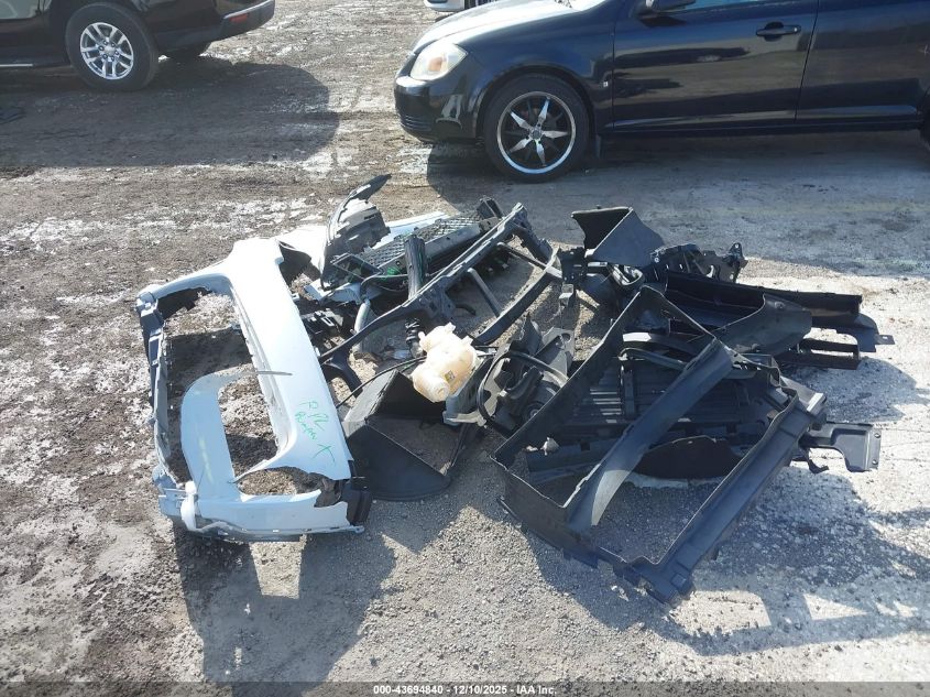 2020 Land Rover Range Rover Sport Svr VIN: SALWZ2RE3LA725626 Lot: 43694840