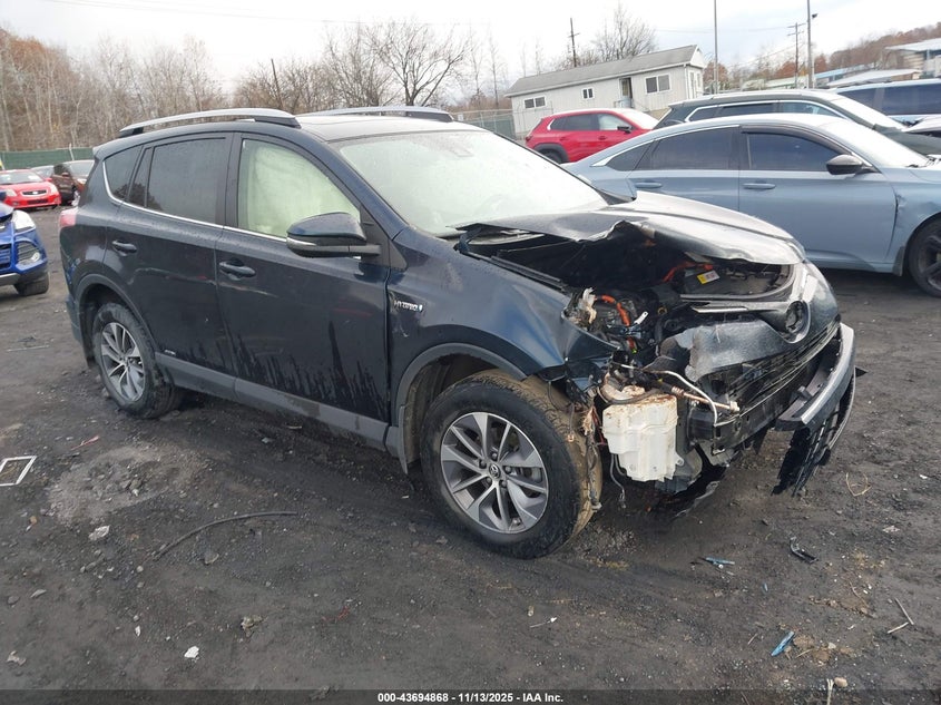 2017 TOYOTA RAV4 HYBRID XLE - JTMRJREV6HD139485