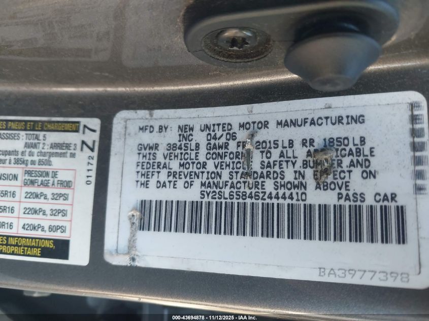 2006 Pontiac Vibe VIN: 5Y2SL65846Z444410 Lot: 43694878