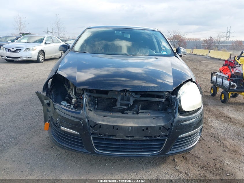 2008 Volkswagen Jetta S VIN: 3VWJZ71K98M154215 Lot: 43694904