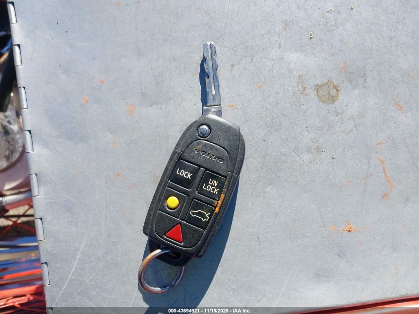 2007 Volvo Xc90 V8 Sport VIN: YV4CT852871404761 Lot: 43694921