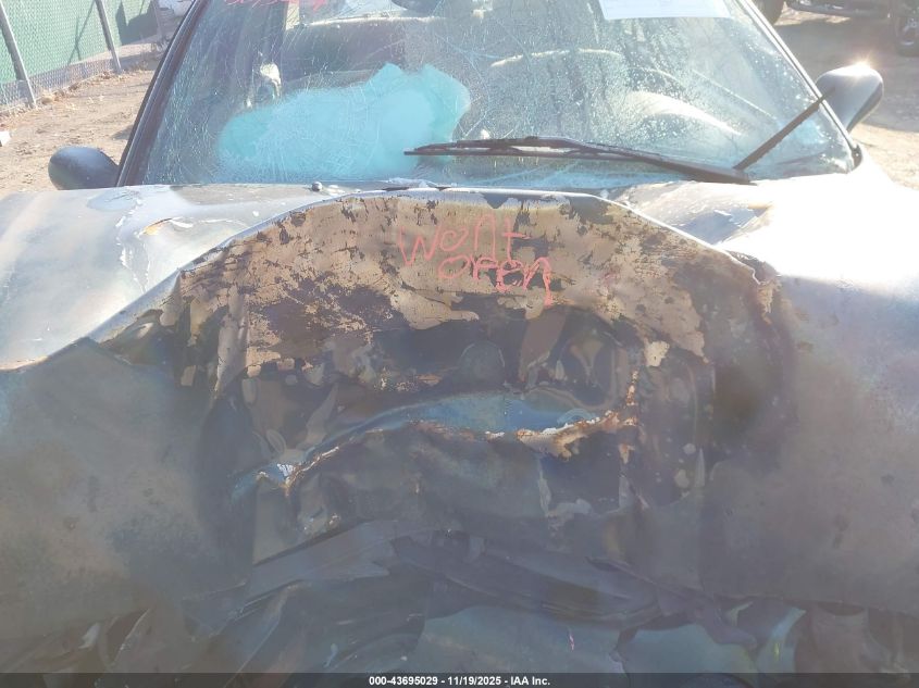 2001 Toyota Corolla Le VIN: 2T1BR12E31C458278 Lot: 43695029