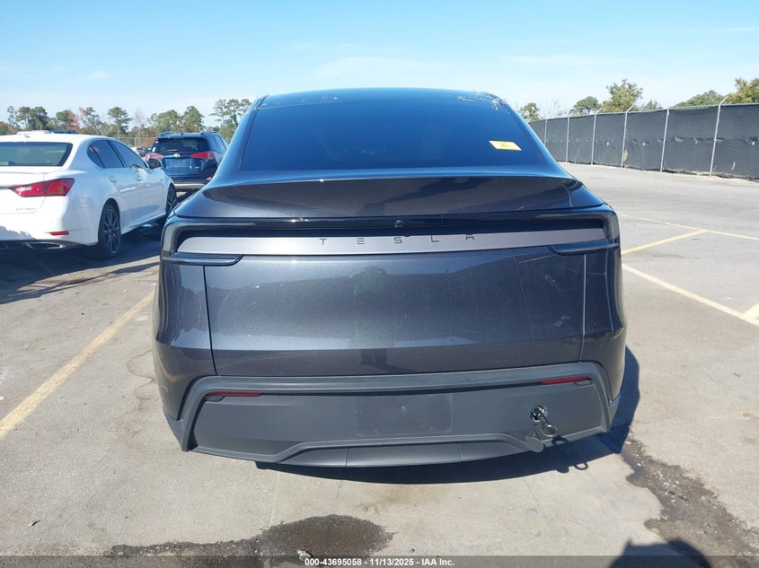 2026 Tesla Model Y Long Range Dual Motor All-Wheel Drive VIN: 7SAYGDED5TA441551 Lot: 43695058