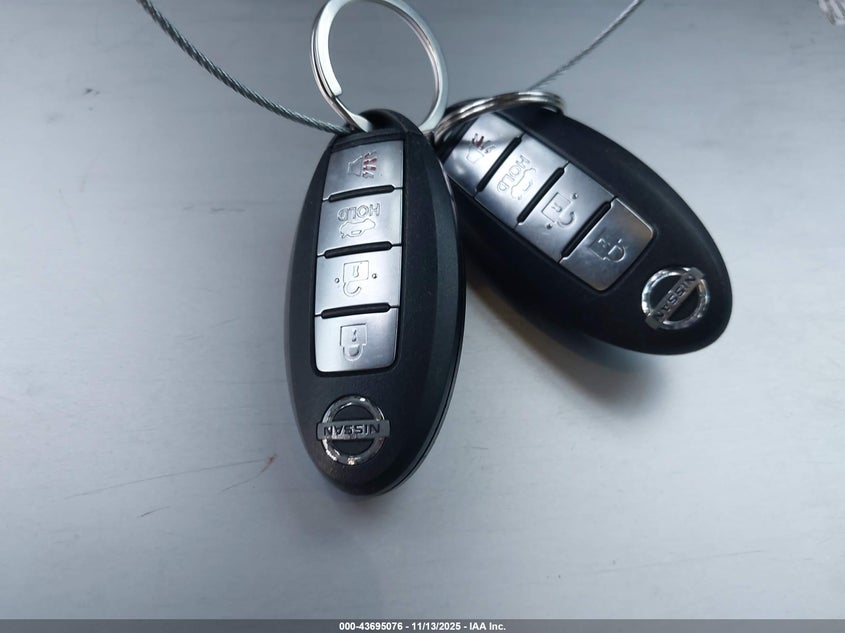 2017 NISSAN SENTRA SR TURBO 3N1CB7AP9HY251471