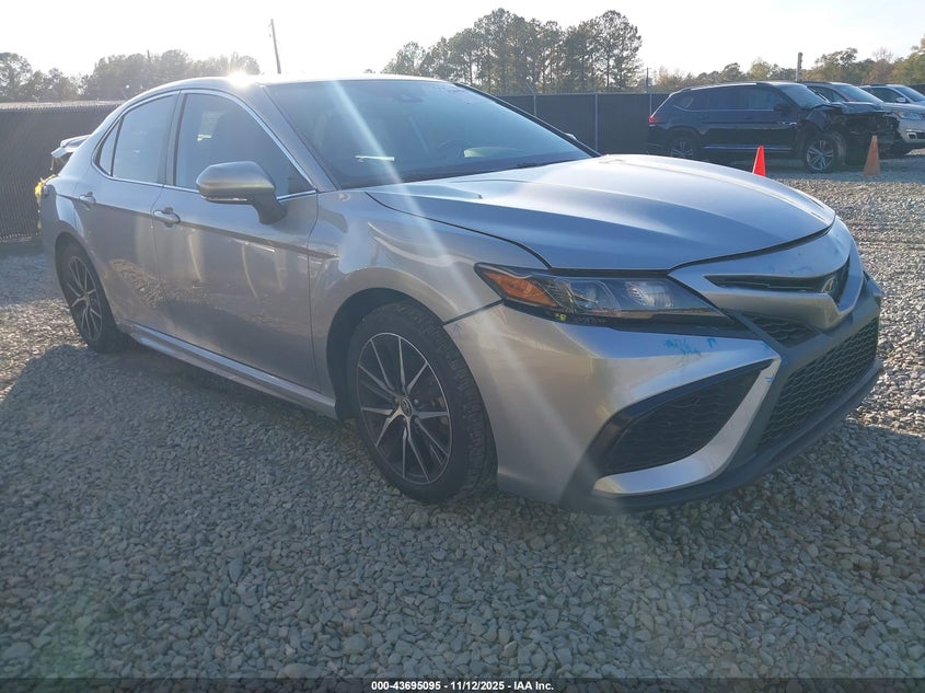 2022 TOYOTA CAMRY SE - 4T1S11AKXNU686698