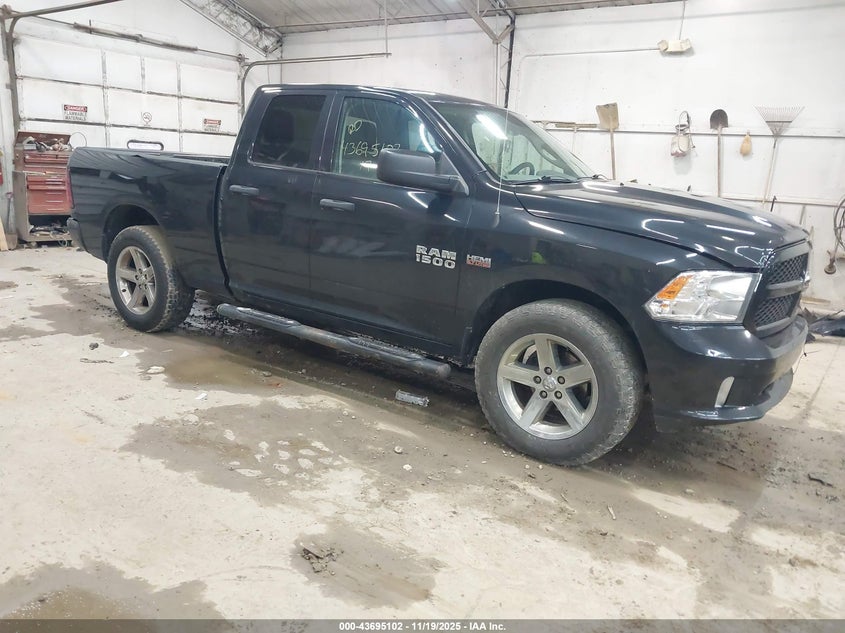 2017 RAM 1500 EXPRESS  4X4 6'4 BOX - 1C6RR7FT8HS819613