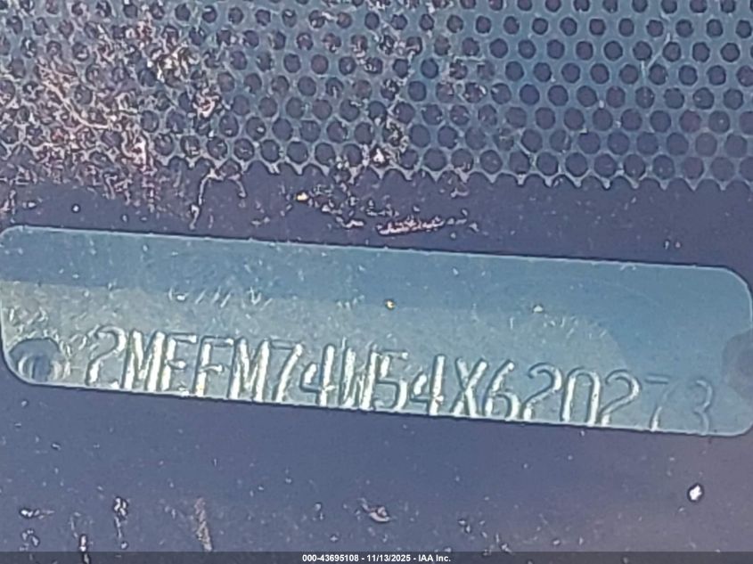 2004 Mercury Grand Marquis Gs VIN: 2MEFM74W54X620273 Lot: 43695108