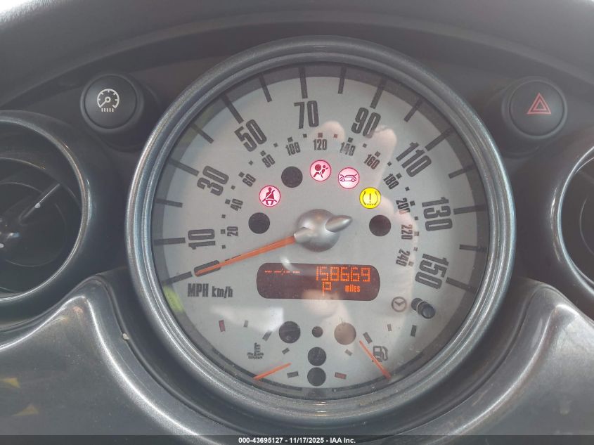 2006 Mini Cooper VIN: WMWRF33516TG16019 Lot: 43695127