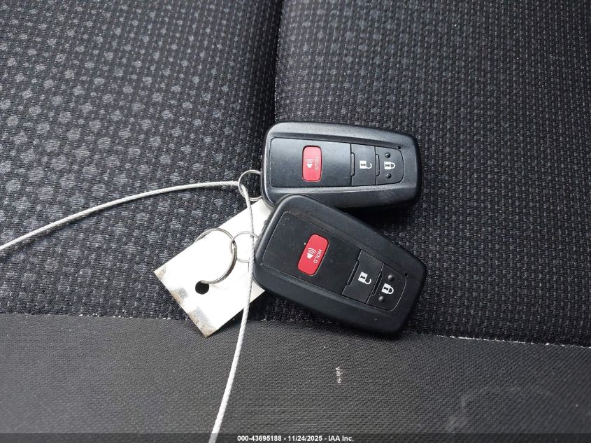 2020 Toyota Prius Le VIN: JTDKARFU9L3125084 Lot: 43695188