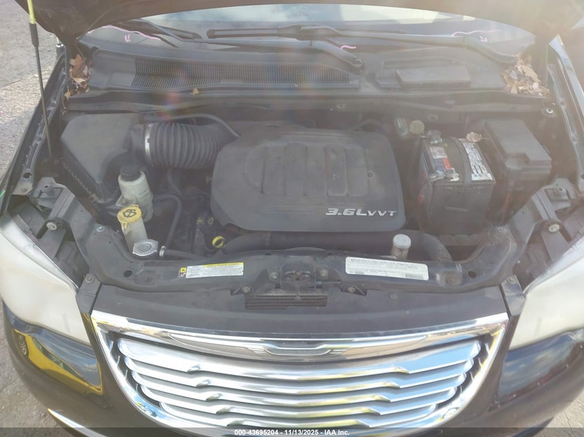 2012 Chrysler Town & Country Touring-L VIN: 2C4RC1CG7CR143566 Lot: 43695204