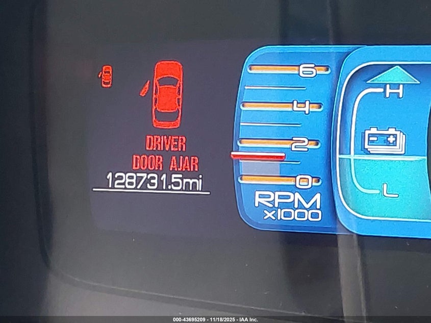 2010 Mercury Milan Hybrid VIN: 3MEDM0L32AR613085 Lot: 43695209