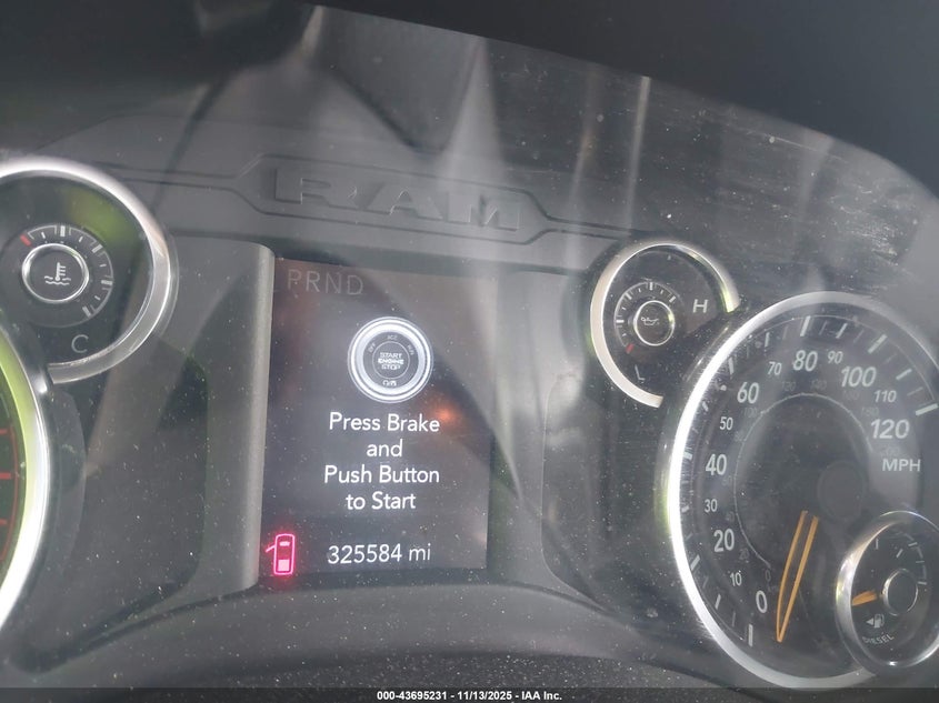 2019 Ram 3500 Tradesman 4X4 8' Box VIN: 3C63RRGL2KG612651 Lot: 43695231