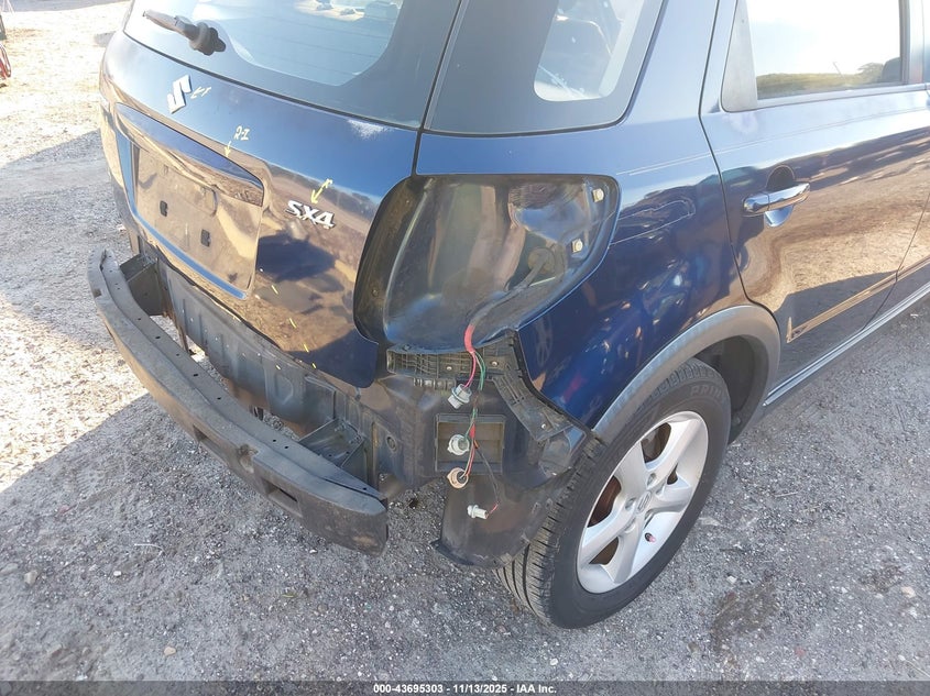 2008 Suzuki Sx4 Convenience Regional Edition/Regional Edition/Touring 2 Regional Edition VIN: JS2YA413585102110 Lot: 43695303