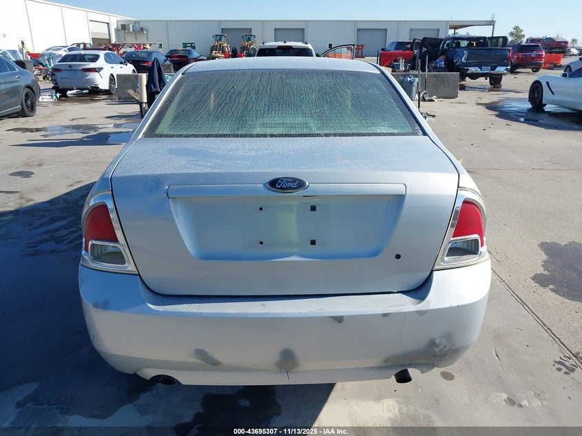 2006 Ford Fusion Se VIN: 3FAFP071X6R215551 Lot: 43695307