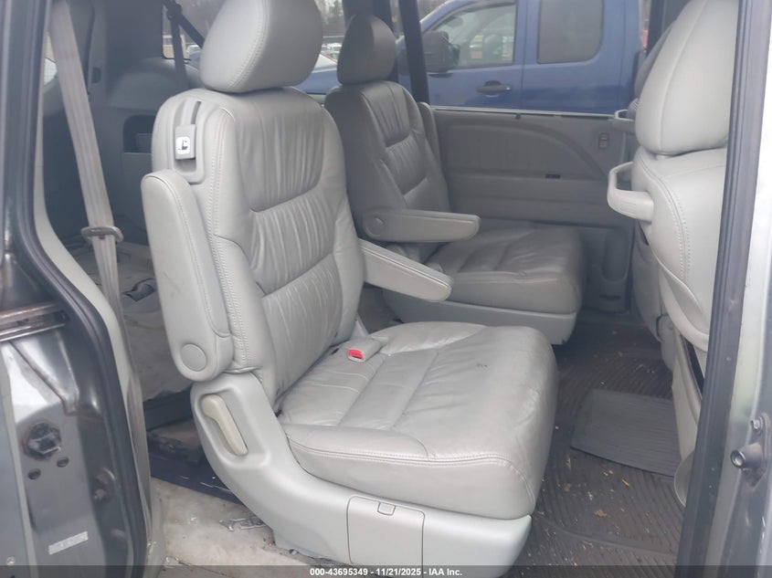 2007 Honda Odyssey Ex-L VIN: 5FNRL38737B095764 Lot: 43695349