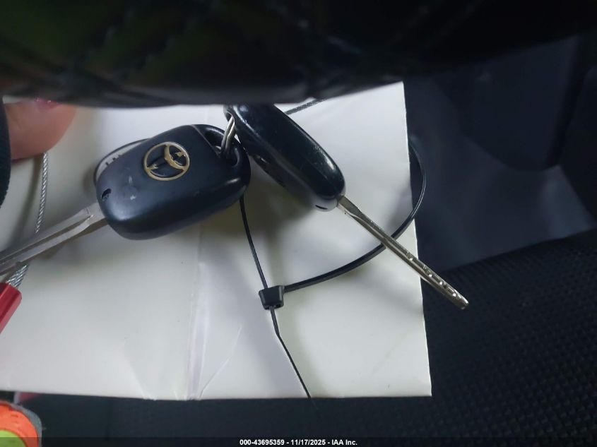 2008 Toyota Fj Cruiser VIN: JTEBU11F58K012405 Lot: 43695359