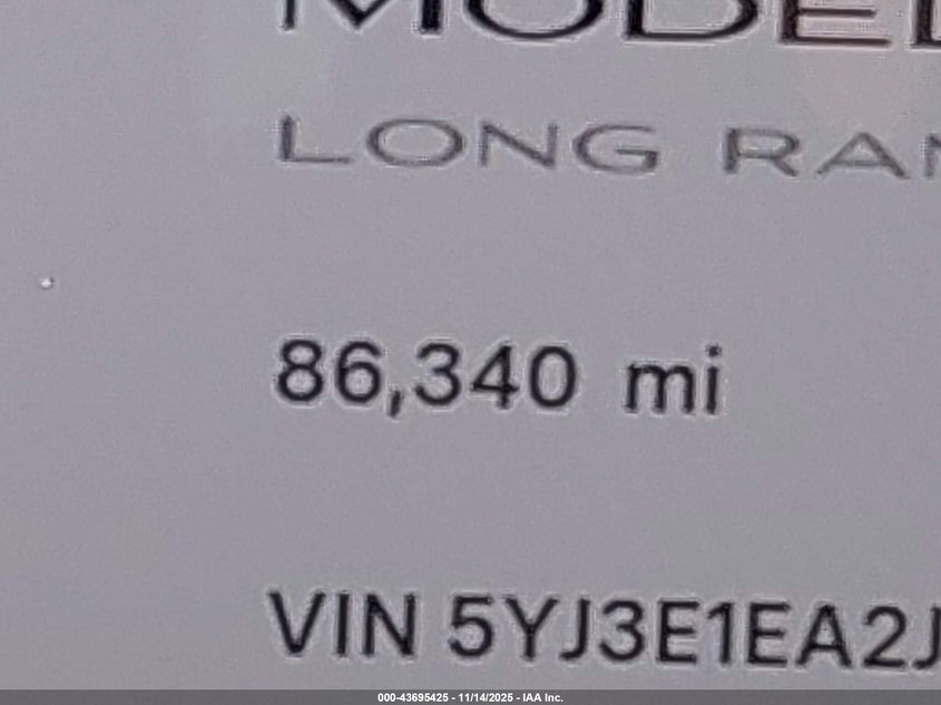 2018 Tesla Model 3 Long Range/Mid Range VIN: 5YJ3E1EA2JF034501 Lot: 43695425