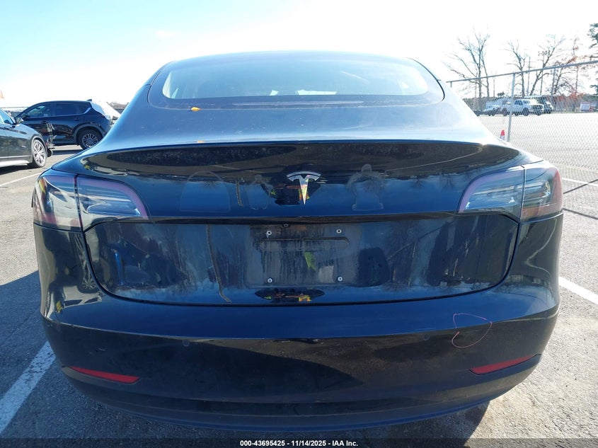 2018 Tesla Model 3 Long Range/Mid Range VIN: 5YJ3E1EA2JF034501 Lot: 43695425