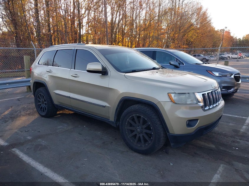 JEEP GRAND CHEROKEE LAREDO
