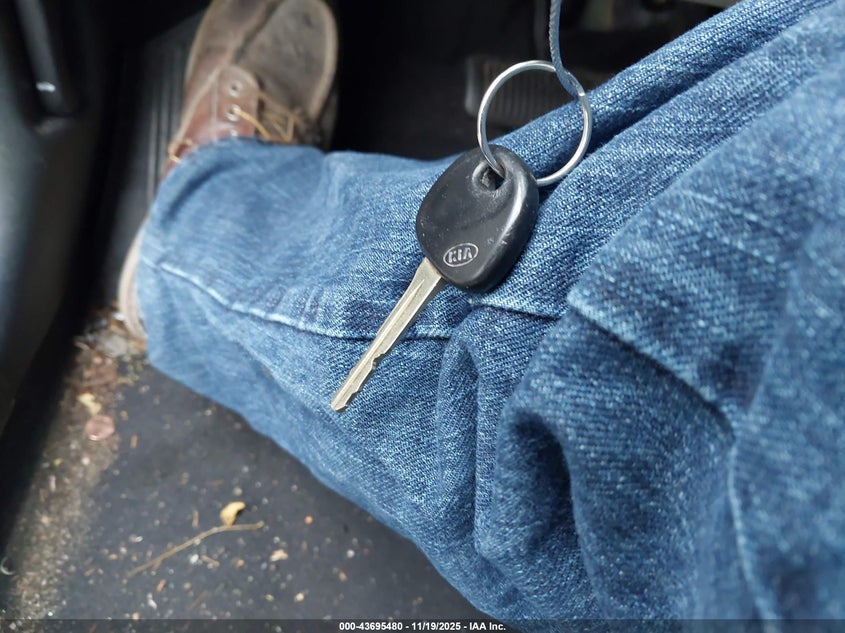 2011 Kia Forte Ex VIN: KNAFU4A22B5425616 Lot: 43695480