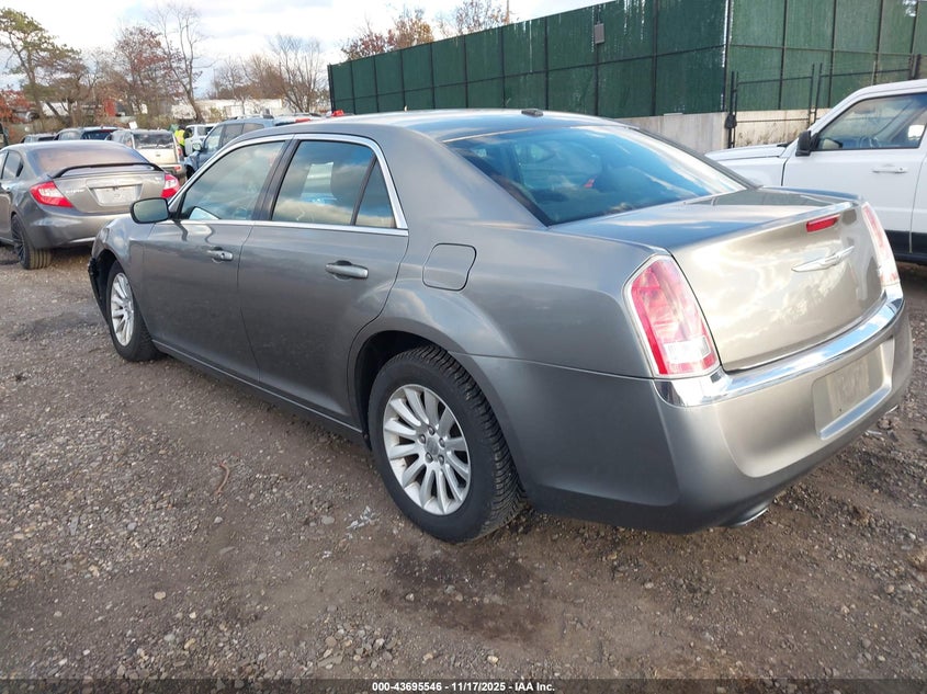 2C3CCAAG0CH188349 2012 CHRYSLER 300 photo no. 3