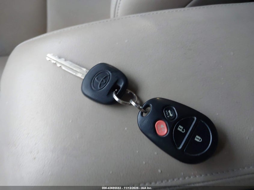 2008 Toyota Camry Solara Sle VIN: 4T1FA38P48U146394 Lot: 43695553