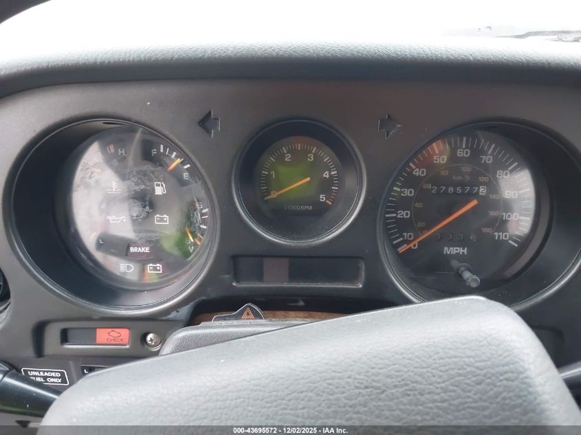 1988 Toyota Land Cruiser Fj62 Gx VIN: JT3FJ62G5J0081278 Lot: 43695572