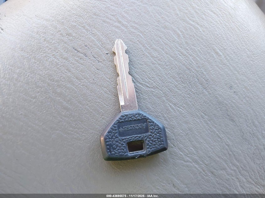 2001 Jeep Grand Cherokee Limited VIN: 1J4GW58N01C558824 Lot: 43695575