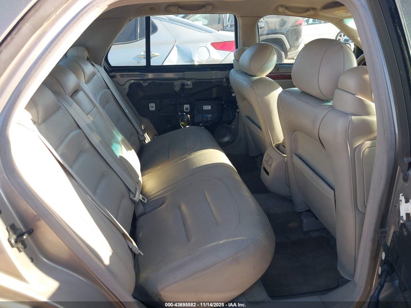 2003 Cadillac Deville Standard VIN: 1G6KD54Y33U225801 Lot: 43695582