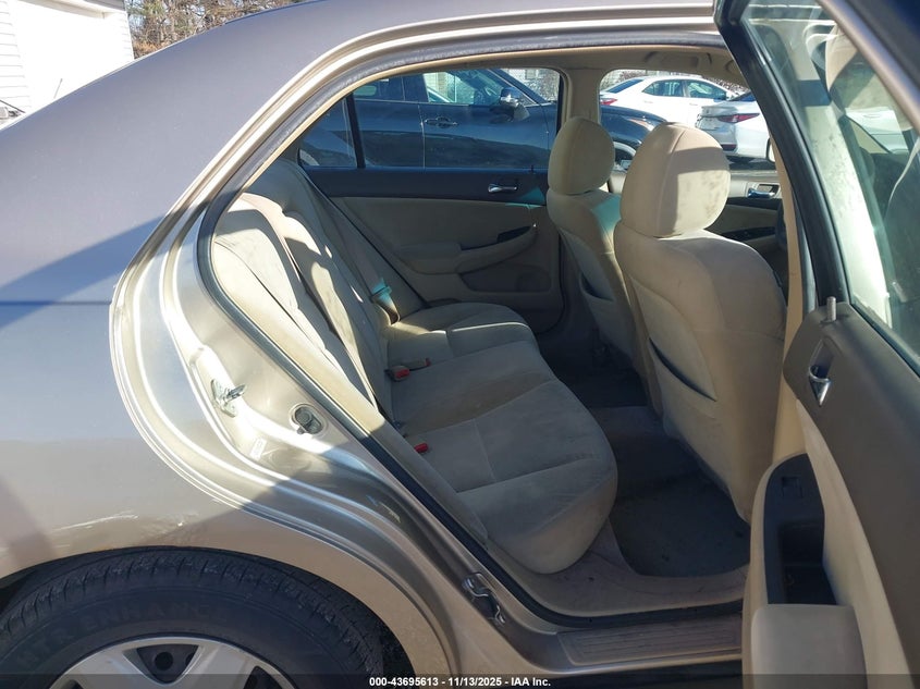 1HGCM56405A013455 2005 HONDA ACCORD photo no. 8