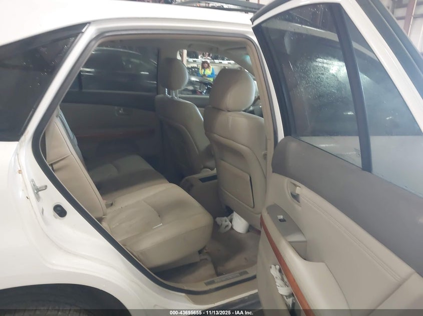 2007 Lexus Rx 350 VIN: 2T2HK31U07C010135 Lot: 43695655