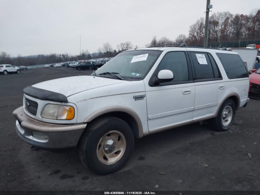 1998 Ford Expedition Eddie Bauer/Xlt VIN: 1FMPU18L8WLB17772 Lot: 43695666