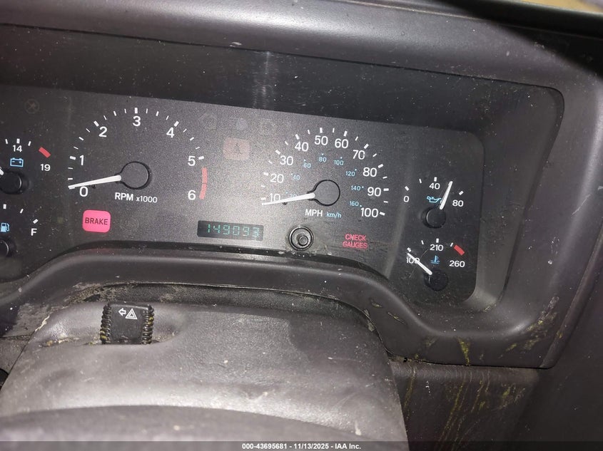 2000 Jeep Wrangler Sport VIN: 1J4FA49S5YP728459 Lot: 43695681