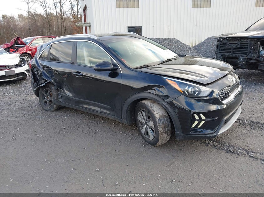 KIA NIRO LX
