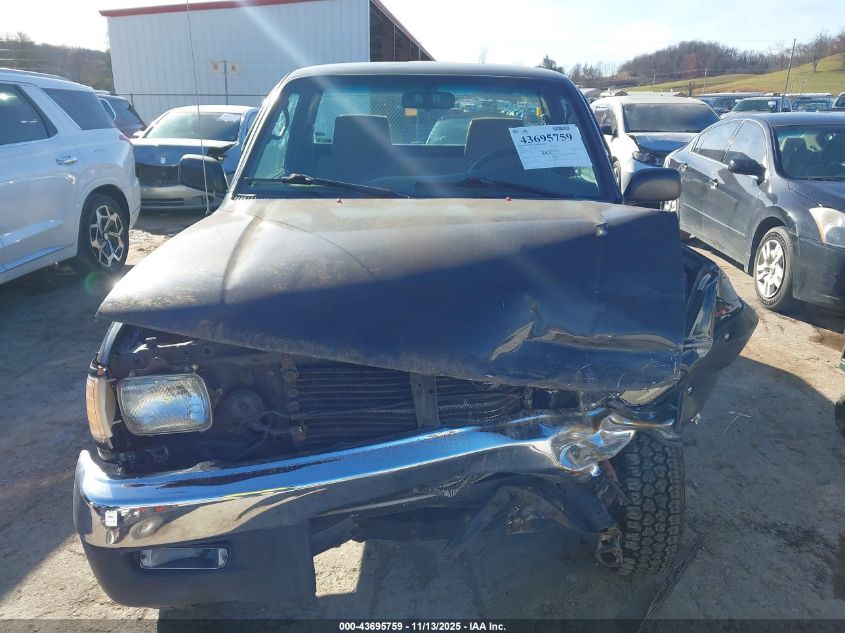 1997 Toyota Tacoma VIN: 4TAPM62N2VZ262597 Lot: 43695759