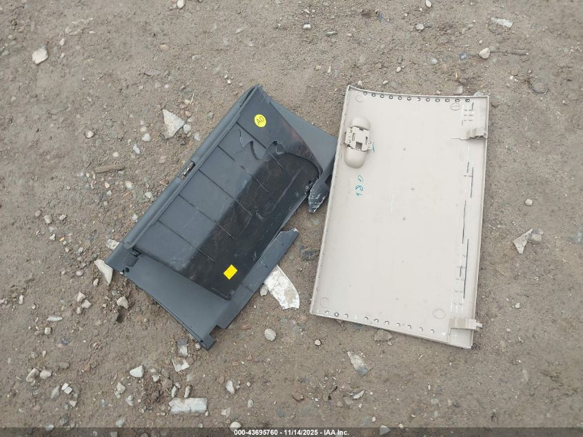 2002 Honda Civic Lx VIN: 2HGES16542H513938 Lot: 43695760