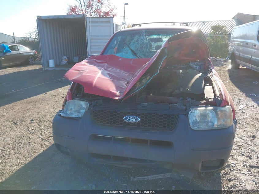 2002 Ford Escape Xls VIN: 1FMYU01B72KA52039 Lot: 43695766
