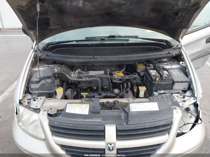 2003 Dodge Grand Caravan Se VIN: 1D4GP243X3B220154 Lot: 43695848