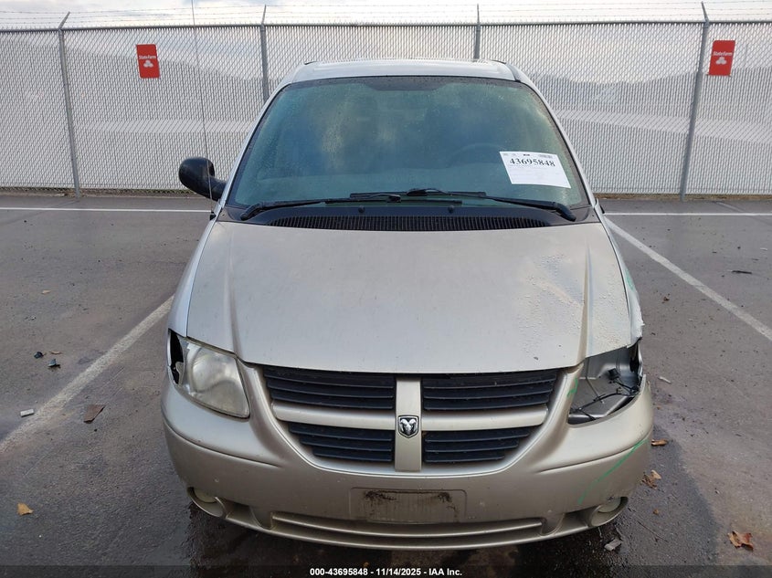 2003 Dodge Grand Caravan Se VIN: 1D4GP243X3B220154 Lot: 43695848