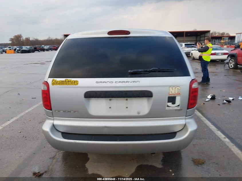 2003 Dodge Grand Caravan Se VIN: 1D4GP243X3B220154 Lot: 43695848