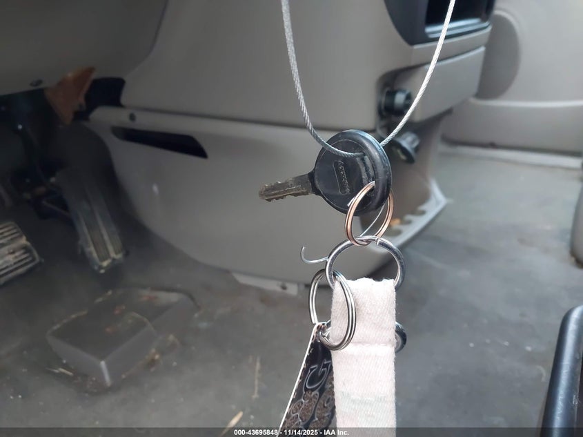 2003 Dodge Grand Caravan Se VIN: 1D4GP243X3B220154 Lot: 43695848