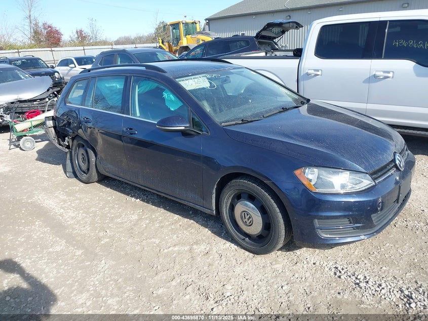 VOLKSWAGEN GOLF SPORTSVAN TDI S 4-DOOR
