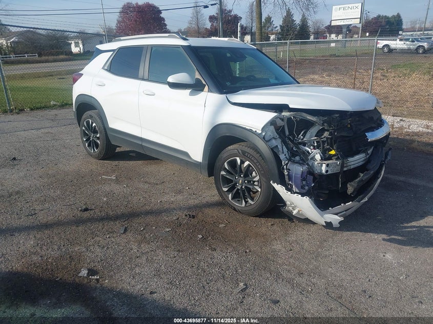 CHEVROLET TRAILBLAZER FWD LT