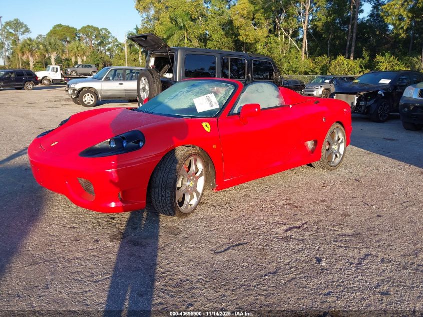 JTDFR320530056468 2003 TOYOTA MR2 photo no. 2