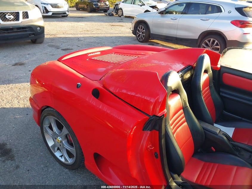 2003 Toyota Mr2 Spyder VIN: JTDFR320530056468 Lot: 43695900
