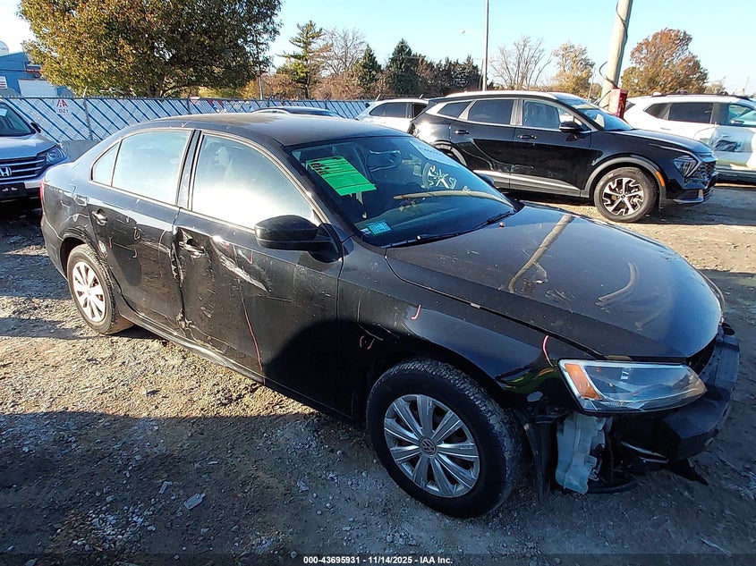2013 VOLKSWAGEN JETTA 2.0L S - 3VW2K7AJ2DM265733