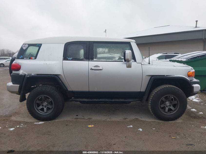 2007 Toyota Fj Cruiser VIN: JTEBU11F470052758 Lot: 43695952