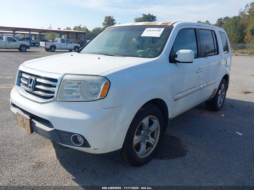 5FNYF3H54CB033320 2012 HONDA PILOT photo no. 2