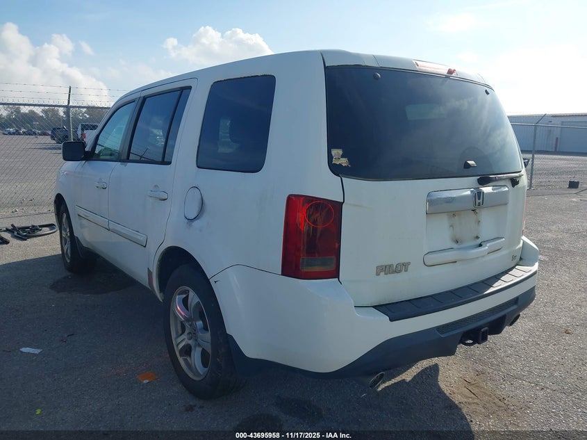 5FNYF3H54CB033320 2012 HONDA PILOT photo no. 3