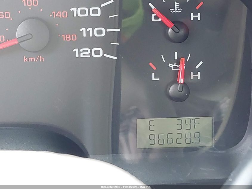 2004 Ford F-150 Stx/Xl/Xlt VIN: 1FTRF14W44NA85654 Lot: 43695986